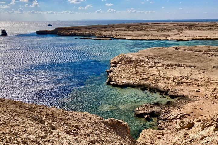 2024 Half day bus tour of Ras Mohammed Park and Magic Lake From Sharm