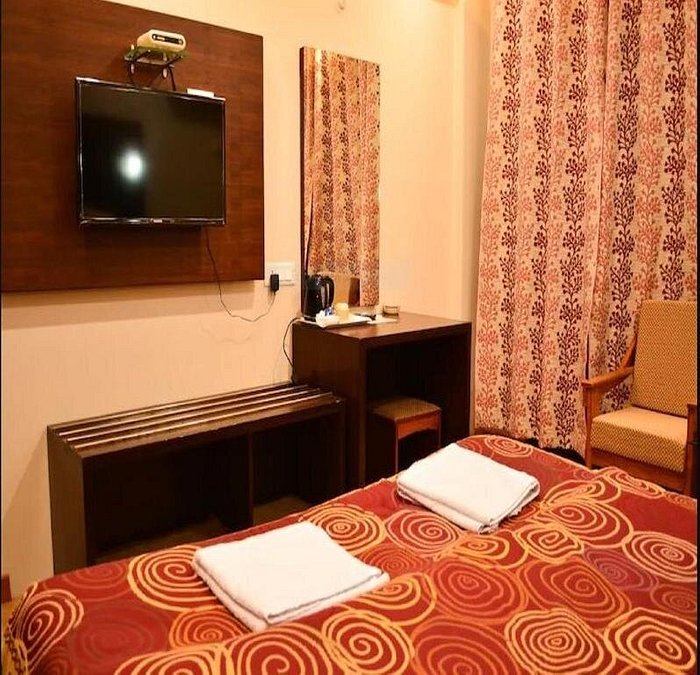 Dronagiri Hotel Joshimath: Ultimate Retreat in the Himalayas Dronagiri Hotel Joshimath: Ultimate Retreat in the Himalayas