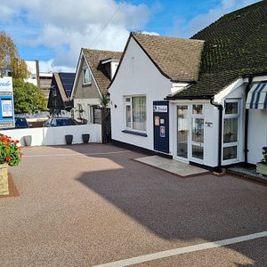 Front forecourt with dedicated off-road parking for all guests