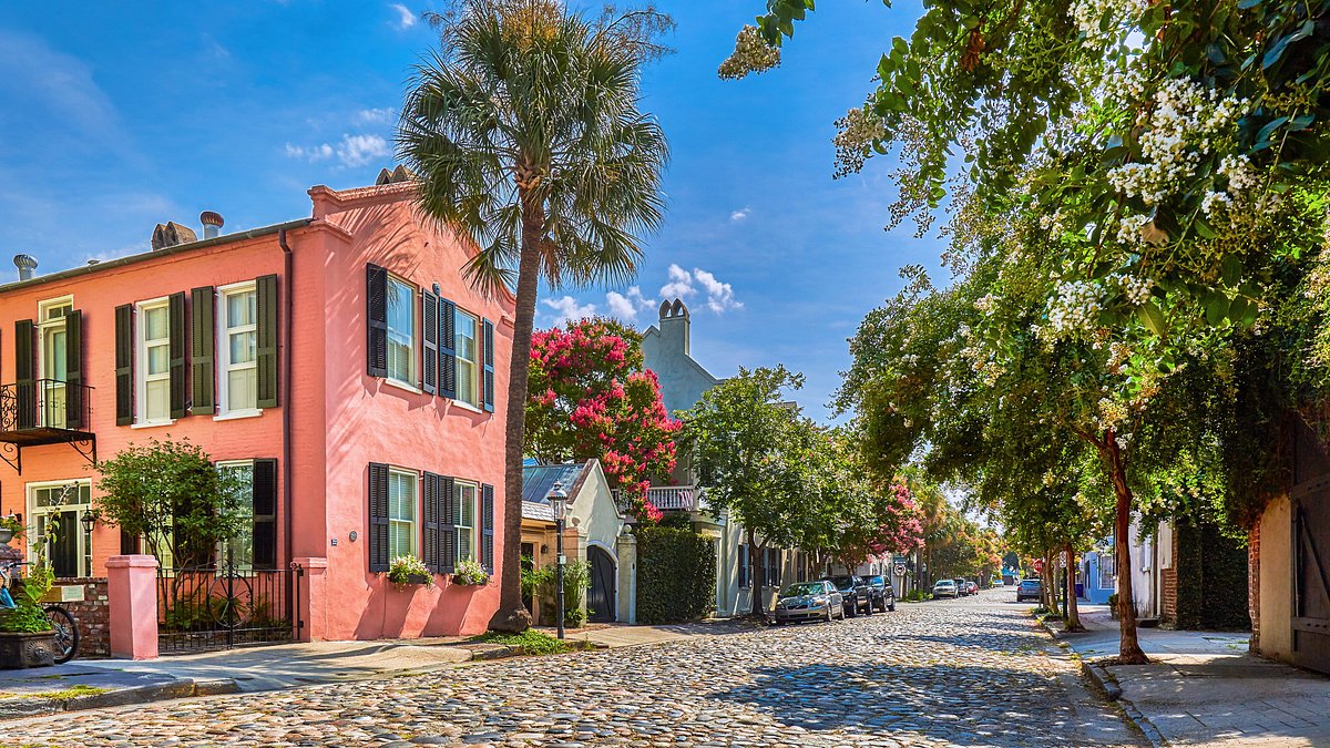 Historic buildings on Chalmers Street in Charleston, South Carolina 