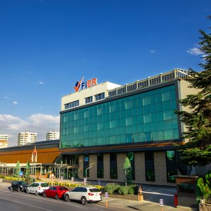 Fier Boutique HotelAyrıntılı bilgi ve rezervasyon için:📱 0533 145 13 73📞 0352 333 36 36📍 Mimarsinan Mahallesi, Bozantı Cd. No:184, 38020 Kocasinan/Kayseri