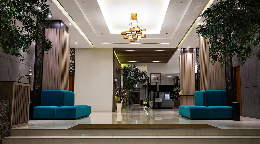 Lobby and Entrance
