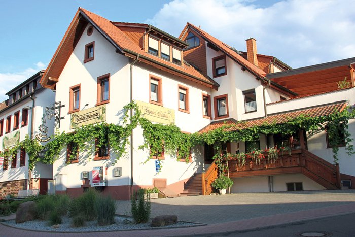 HENKEL'S WEINSTUBE - Guest house Reviews (Nussloch, Germany)