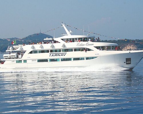 aeolian islands boat trip