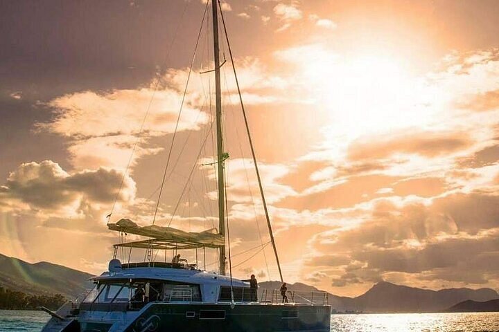 catamaran naxos greece