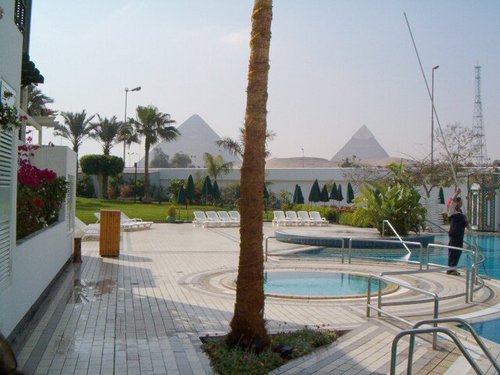 Le Meridien Pyramids Hotel And Spa Prices And Reviews Egyptgiza