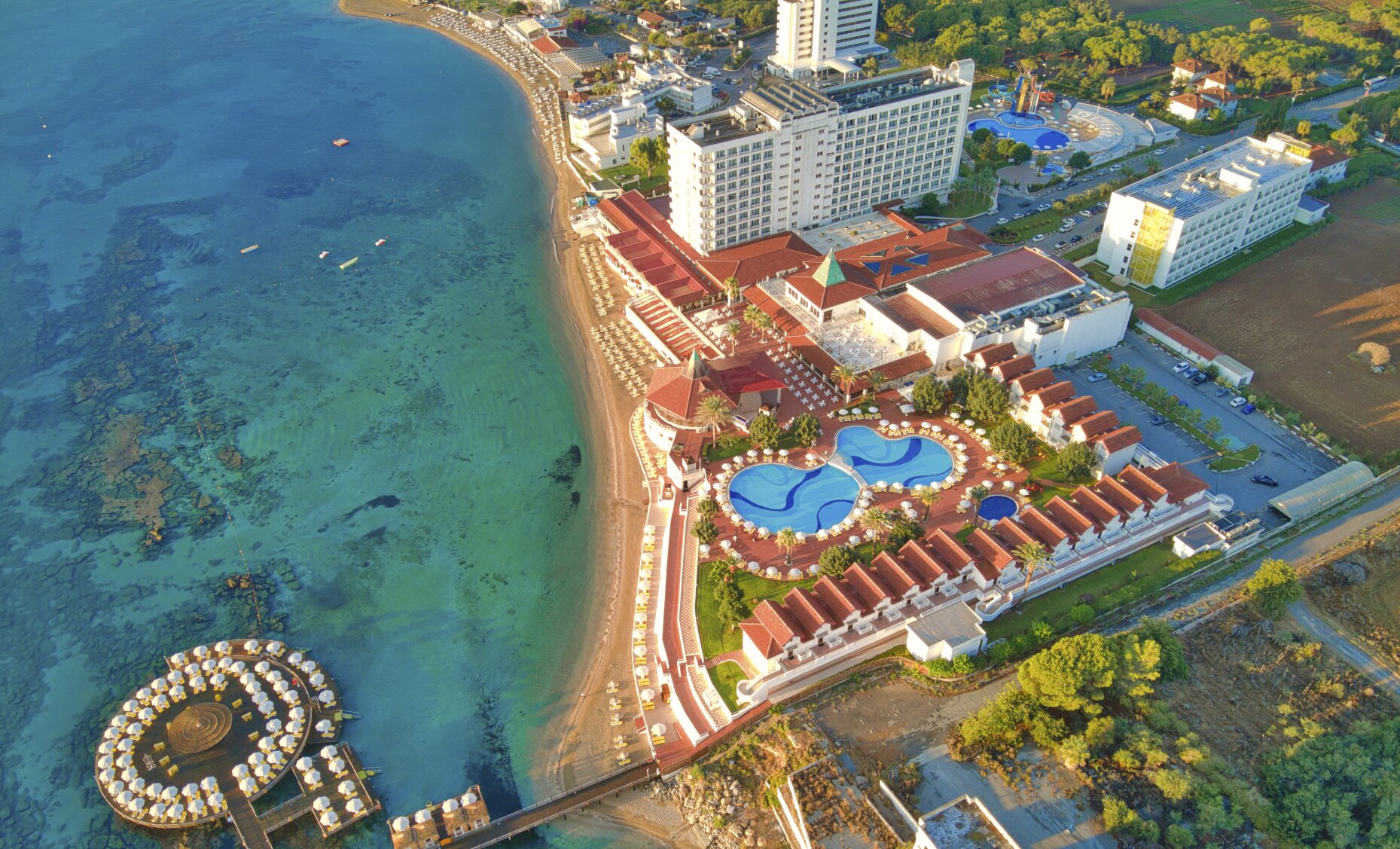 Salamis bay store conti