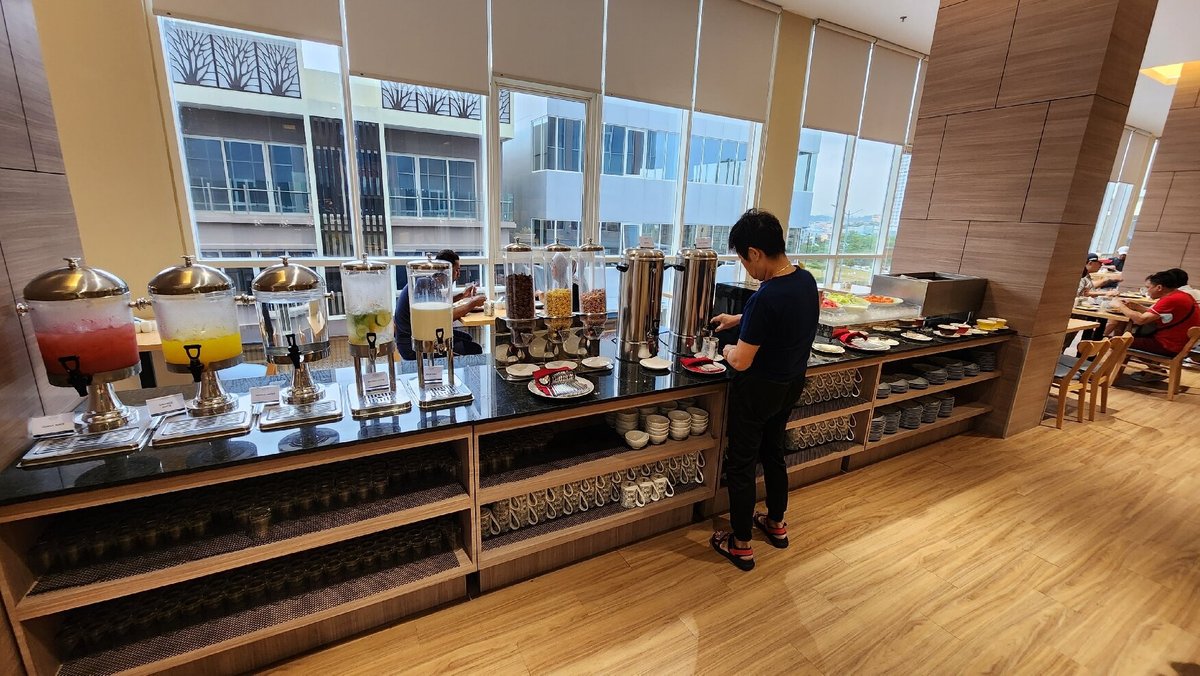 aston nagoya city hotel breakfast time