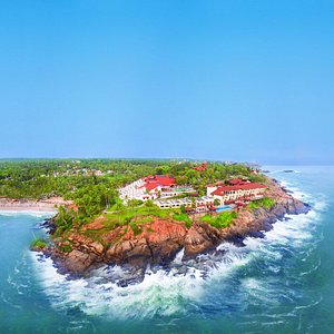 tourist places resorts in kerala