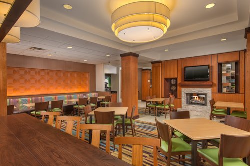 FAIRFIELD INN & SUITES CLEVELAND - Updated 2024 Reviews, Photos & Prices