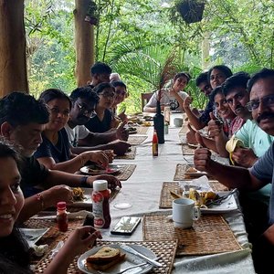 Ideal setting for group get together and family gathering