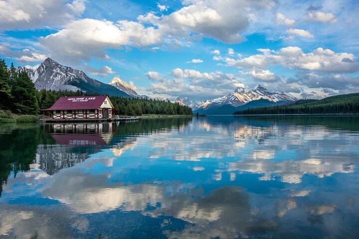 2024 Summer Limited: 3-Day Tour to Banff & Jasper National Park - Calgary