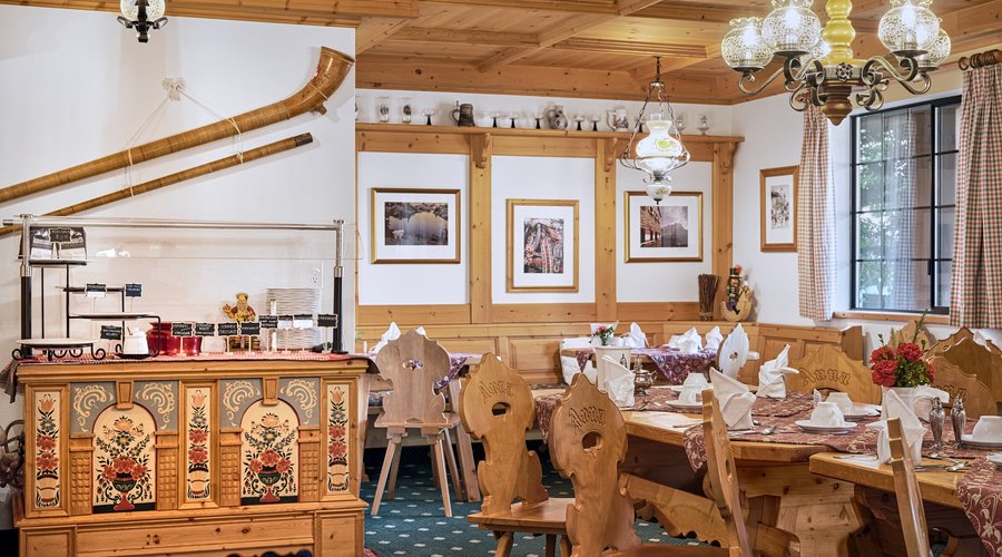 Breakfast Room