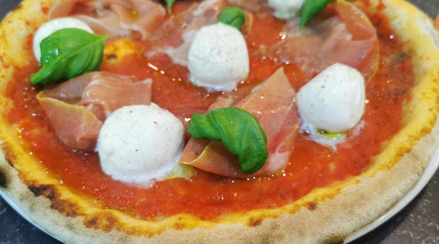 Parma schinken Büffelmozzarella 