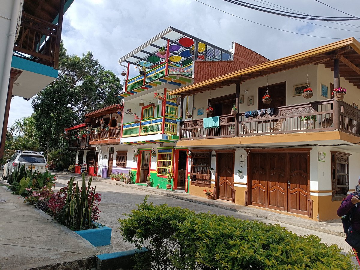 Casa OT in Colombia is an ode to the legacy of Antioquia patio houses