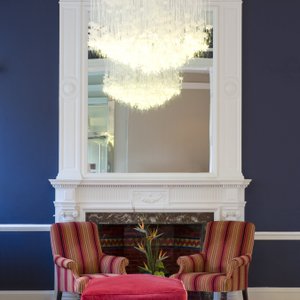 Elliot's Lounge