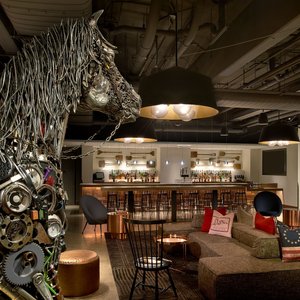 Lobby Bar Sitting Area