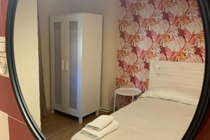 Room & Suite