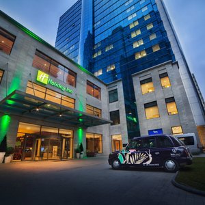 Entrance of Holiday Inn Baku