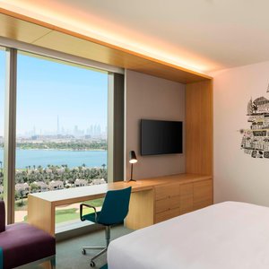 King Savvy Room