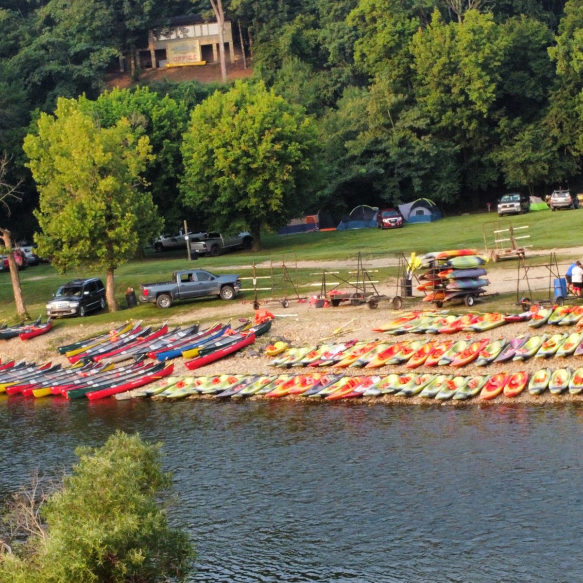 Caddo River Camping and Canoe 글렌우드 Caddo River Camping and Canoe의