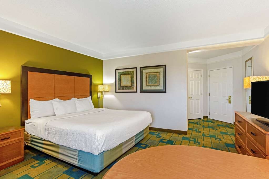 Hotel photo 78 of La Quinta Inn & Suites by Wyndham Orlando I Drive/Conv Ctr.
