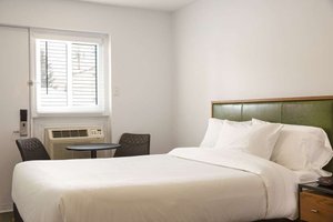 Room & Suite