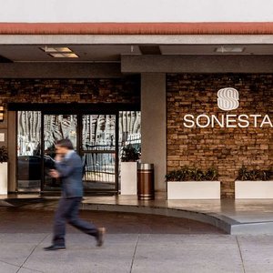 Welcome to Sonesta Denver Downtown