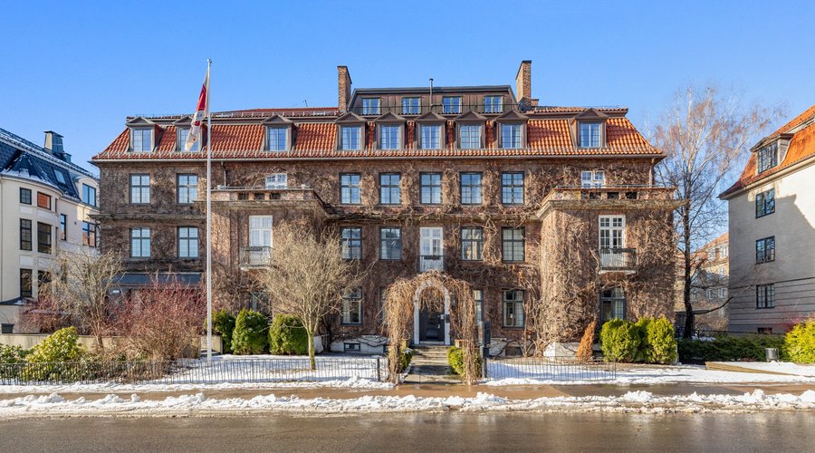 Winter facade.