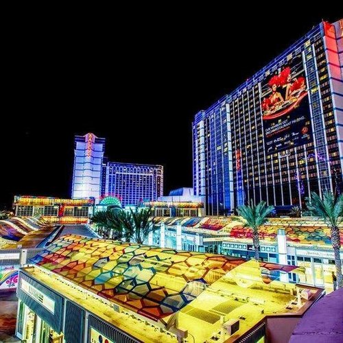 THE 10 CLOSEST Hotels to Las Vegas Monorail