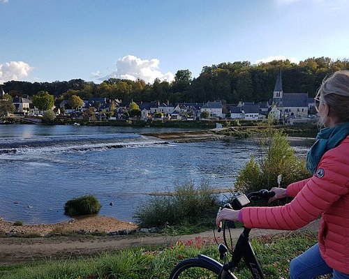 bicycle tours loire valley france