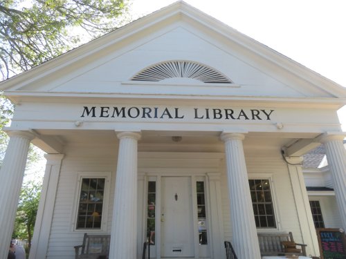 Boothbay Harbor Memorial Library - Wikipedia