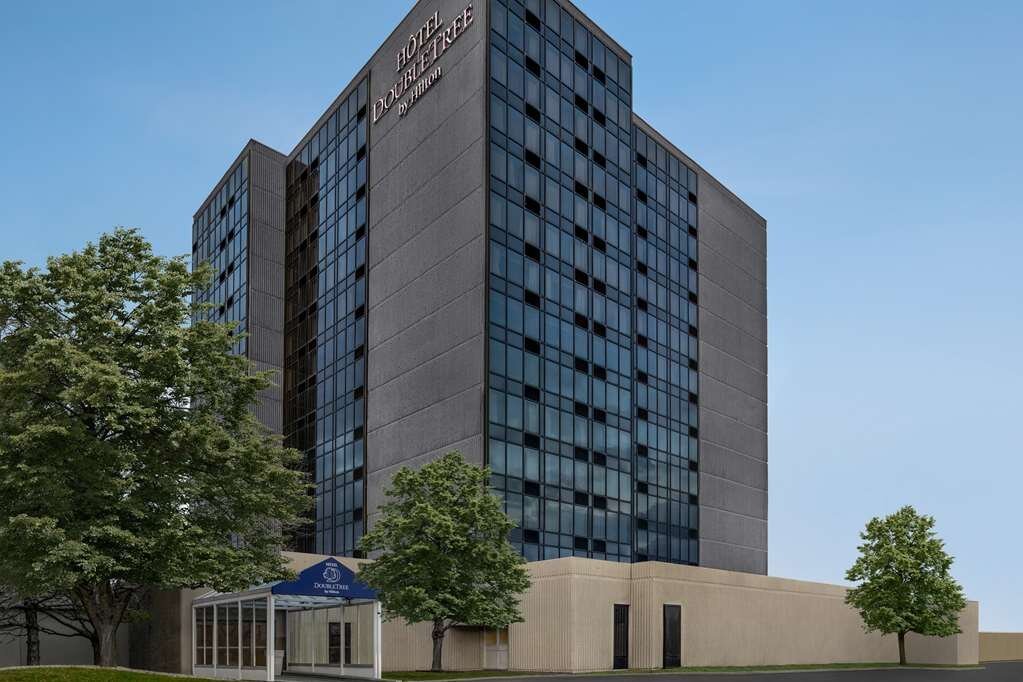 DOUBLETREE BY HILTON POINTE CLAIRE MONTREAL AIRPORT WEST CANAD 269   Exterior 