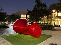 BEAUTIFUL PLACE TO VISIT ESPECIALLY AT NIGHT - Traveller Reviews - Miami  Design District - Tripadvisor