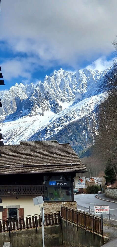 COLD FUSION CHALETS - Updated 2024 B&B Reviews (Chamonix, France)