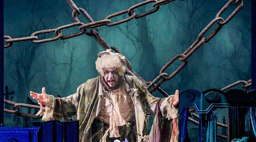 A Christmas Carol (2022) on the Fulton Theatre's Mainstage as a part of the Eichmann Family Series