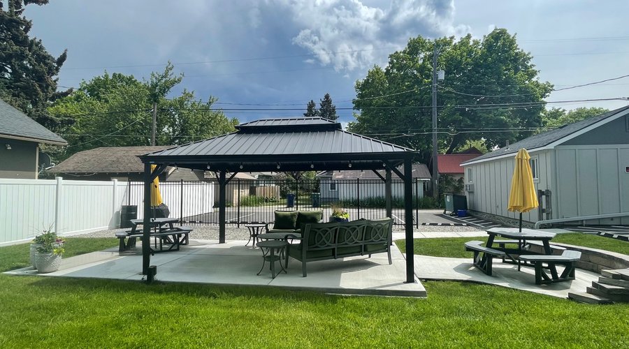 Outdoor patio and entertaining area