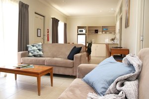 Room & Suite