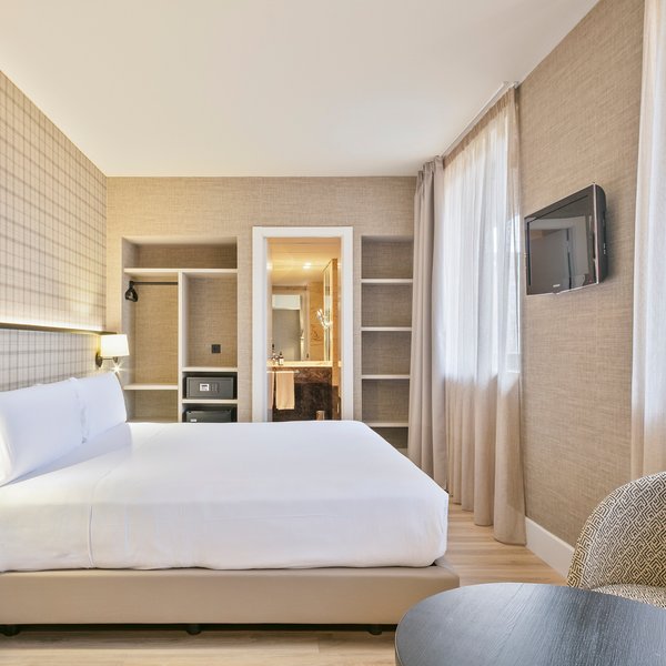 HOTEL ABBOT - Updated 2024 Prices, Reviews (Barcelona, Catalonia)