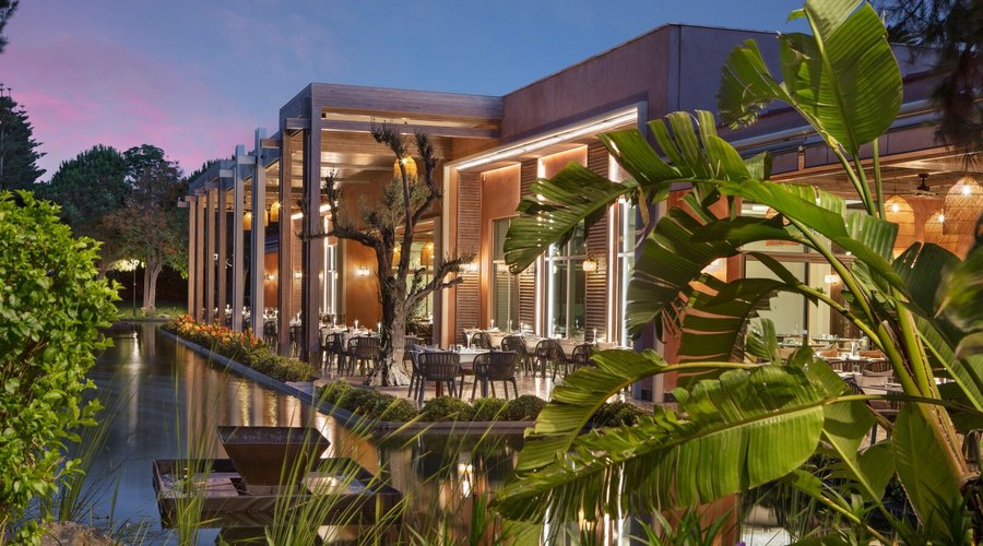 HAYAT RESTAURANT

At Hayat Restaurant, you’ll find the best selections from Turkish and international cuisine at the open buffet at breakfast, lunch, dinner and night snacks. The ambiance and welcoming service will give you an experience beyond the open-buffet service you are used to.