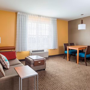 One-Bedroom Suite