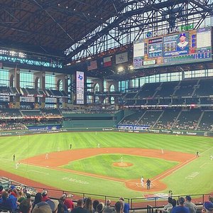 Ballpark Review: Globe Life Field (Texas Rangers) – Perfuzion