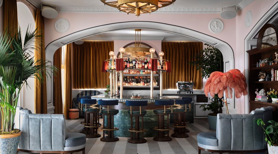 Join us in our Sunset Bar 