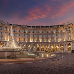 Anantara Palazzo Naiadi Rome Hotel Front Facade Hero Night
