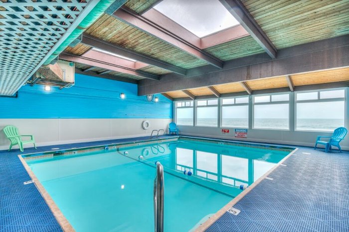 D Sands Condominium Motel Pool: Pictures & Reviews - Tripadvisor