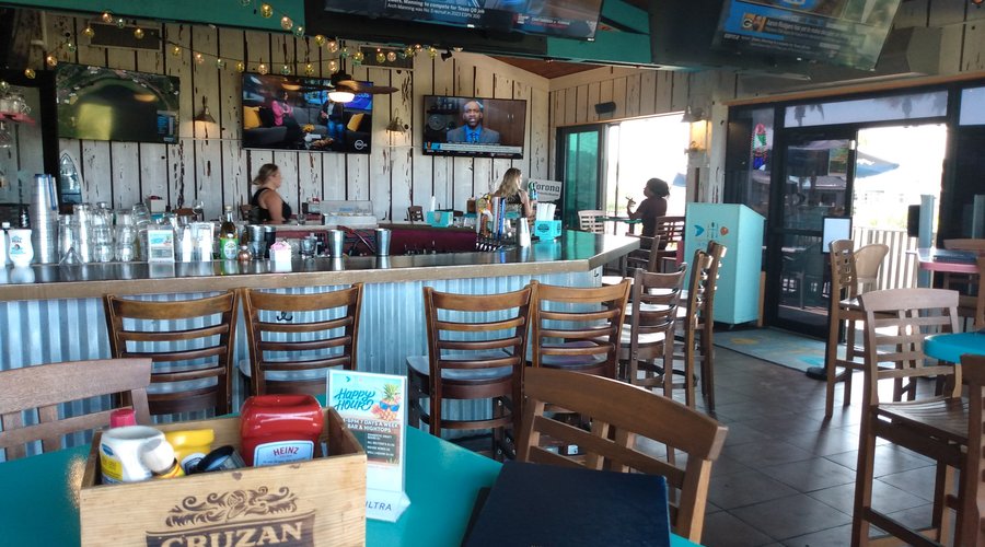Island Beach Bar And Restaurant