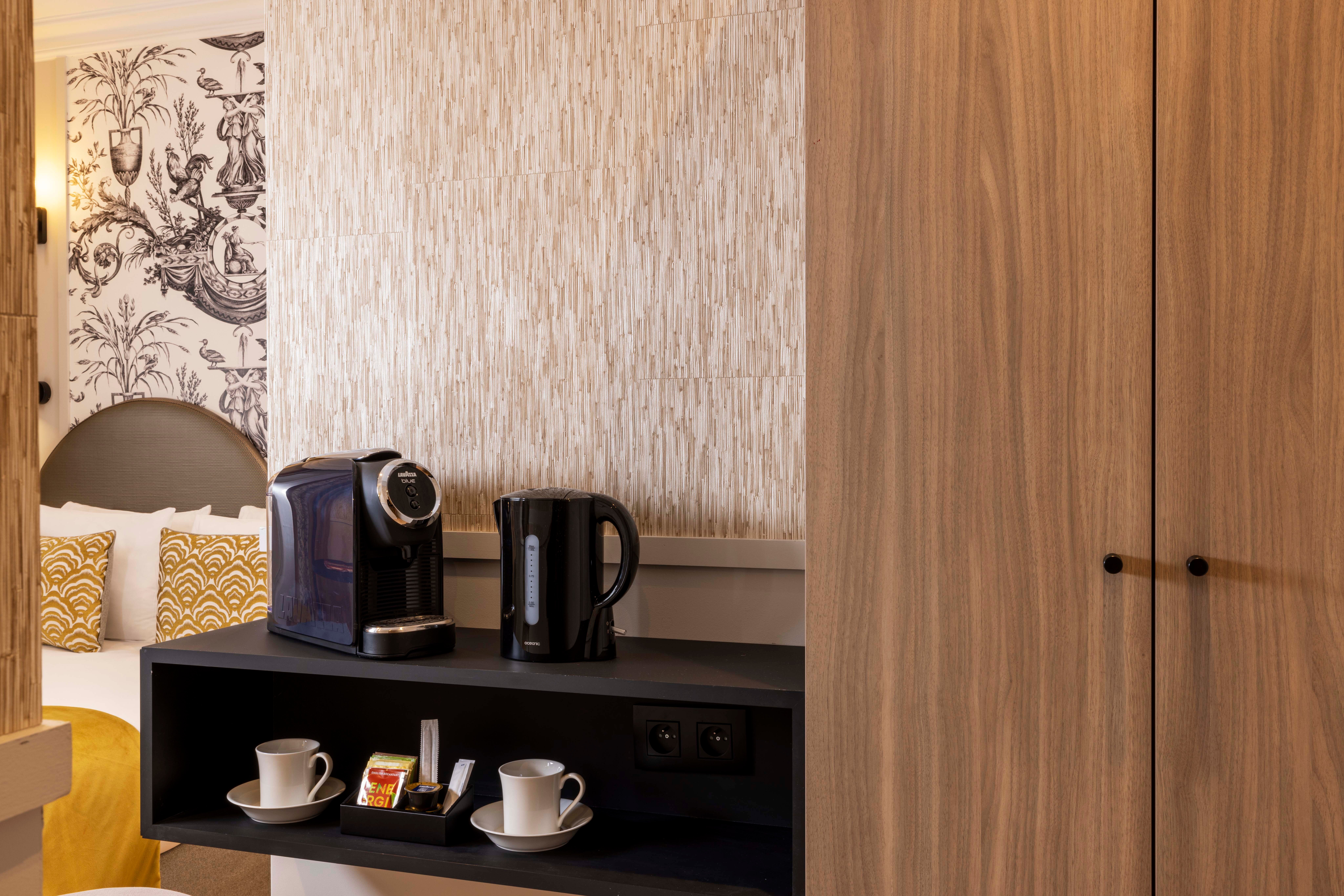 Grand Hôtel Lévêque Rooms: Pictures & Reviews - Tripadvisor