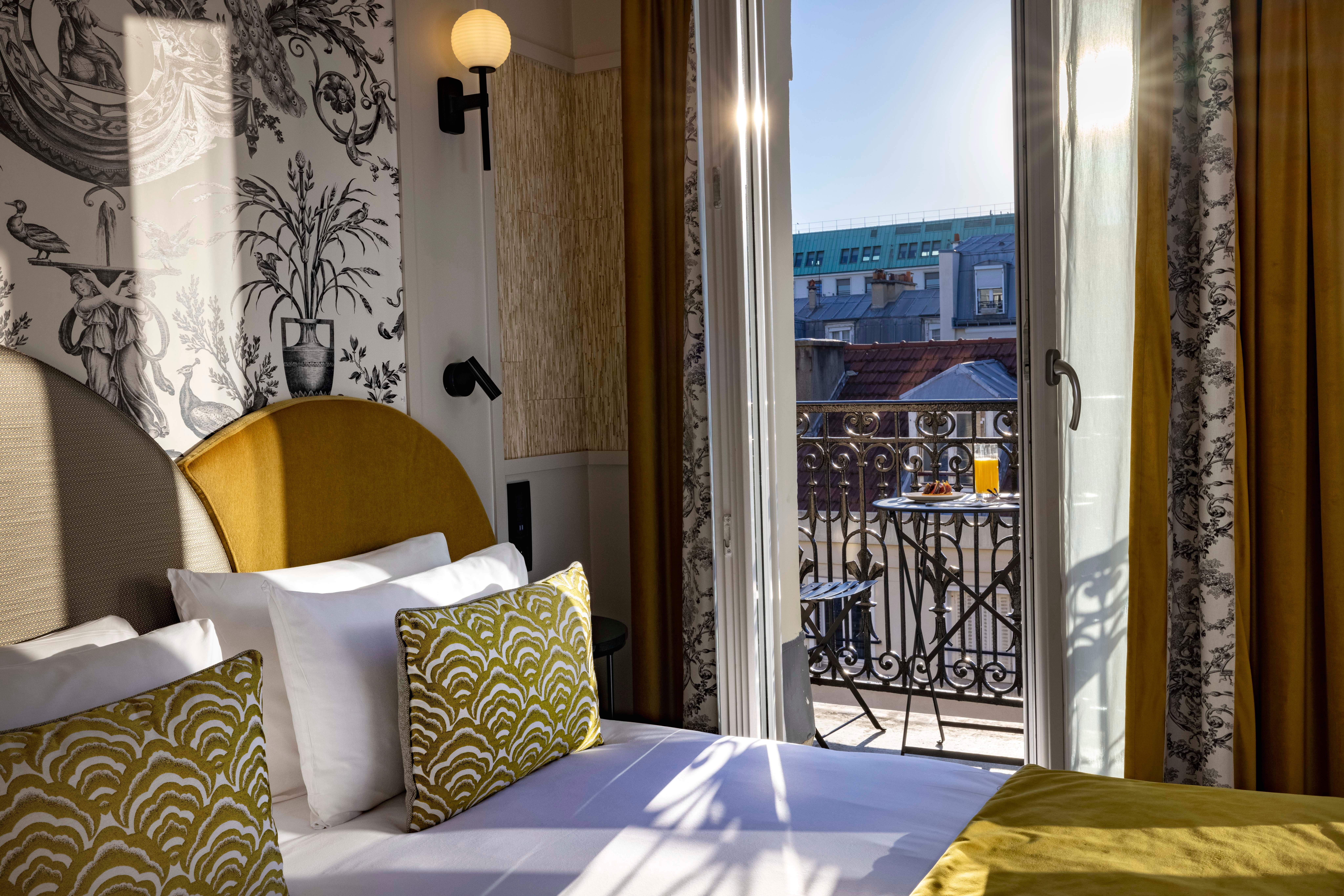 HÔTEL LES LUMIÈRES - Updated 2025 Prices & Hotel Reviews