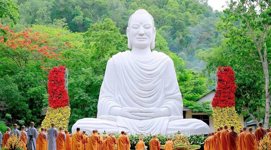 Đức Phật: Những Giáo Lý Và Tầm Quan Trọng Trong Cuộc Sống
