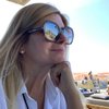 Lucia R